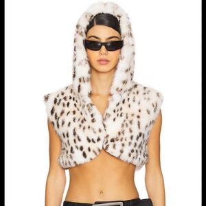 NWT Revolve 1XBlue Faux Fur Gilet